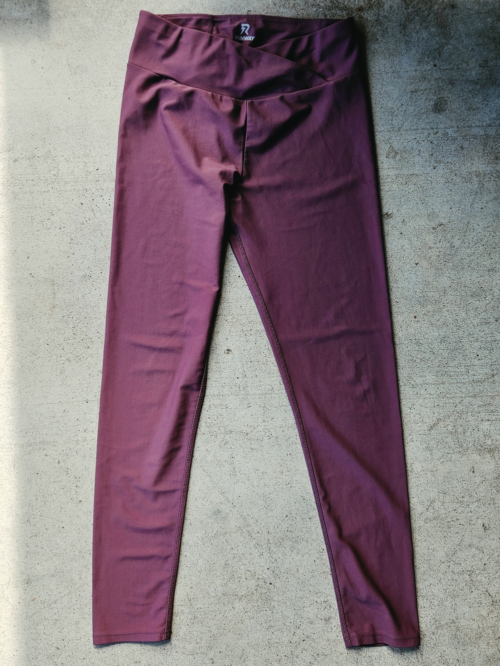 High-Rise Purple Performance Leggings - Picture 5 of 7
